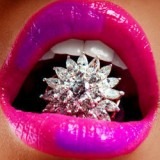 glittery lips